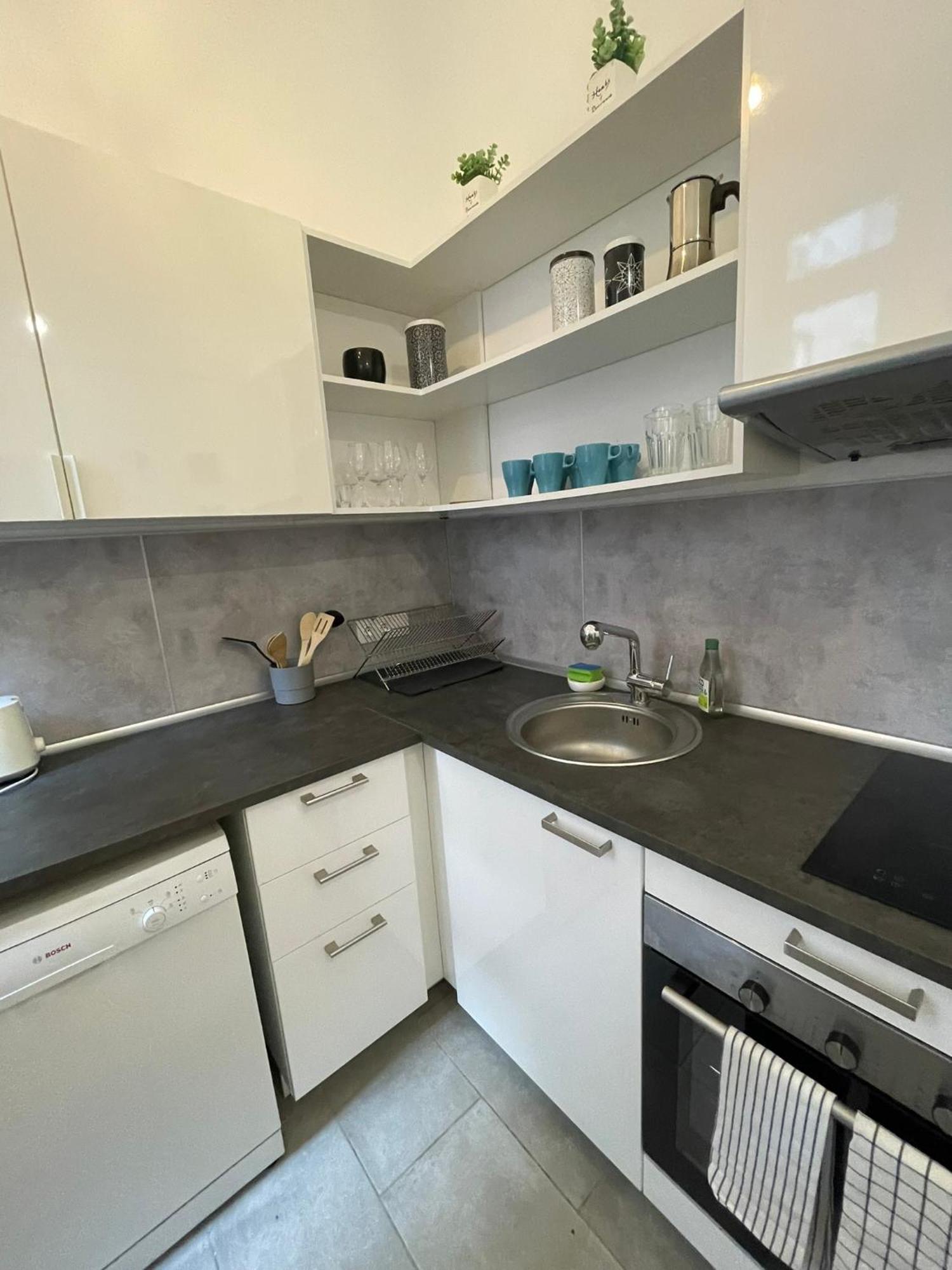 Soho Suites - Kazinczy บูดาเปสต์ ภายนอก รูปภาพ